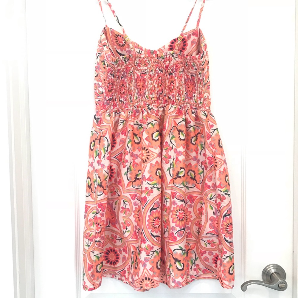 Adorable Floral Roxy Dress Size M - Picture 2 of 6